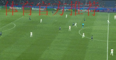 亢奋过头？拜仁7500万新援双响后剪刀脚染红！致巴黎巨星重伤痛哭